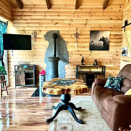 Holzhaus Bärenhöhle Am Wald Und Ferienhaus *