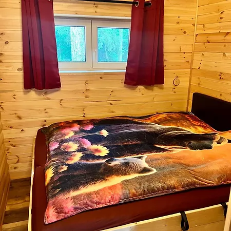 Holzhaus Bärenhöhle Am Wald Und Neuruppin