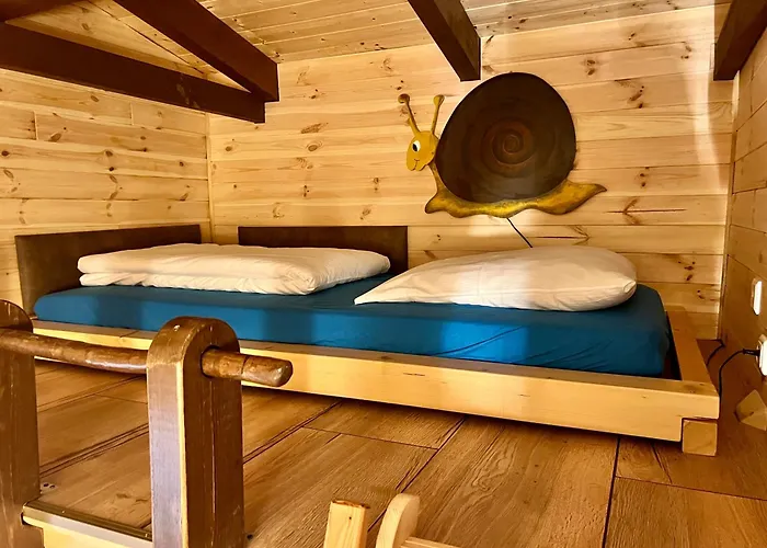 Holzhaus Bärenhöhle Am Wald Und Ferienhaus Neuruppin